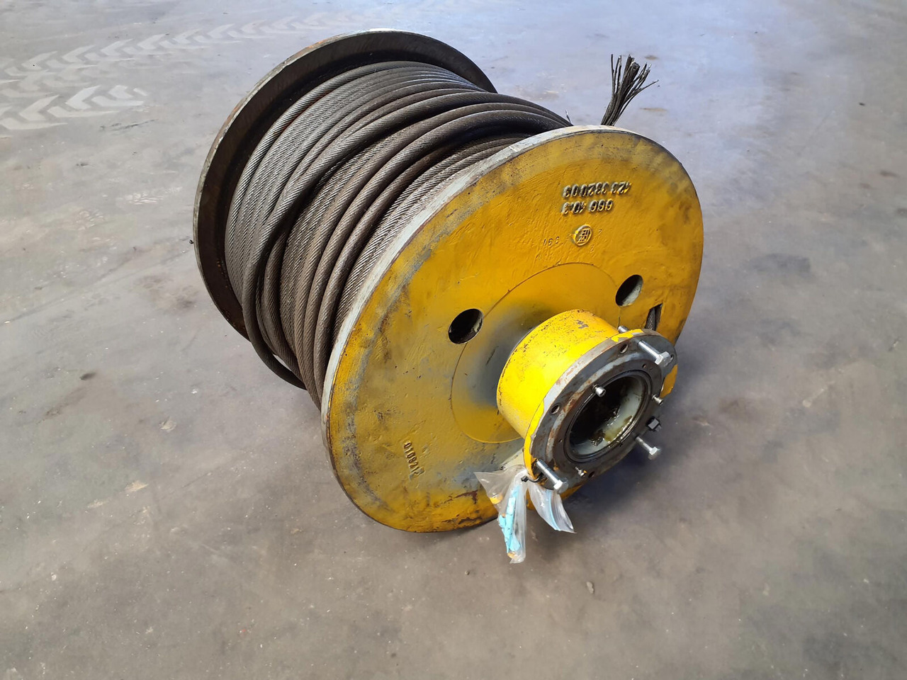 Grove GMK 3050 winch complete with brake - Лебёдка для Мобильных кранов: фото 1 Grove GMK 3050 winch complete with brake - Лебёдка для Мобильных кранов: фото 1