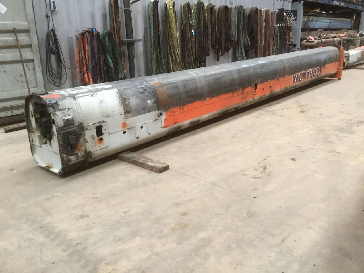 Grove GMK 3055 telescopic section 1 - Стрела для Мобильных кранов: фото 4 Grove GMK 3055 telescopic section 1 - Стрела для Мобильных кранов: фото 4