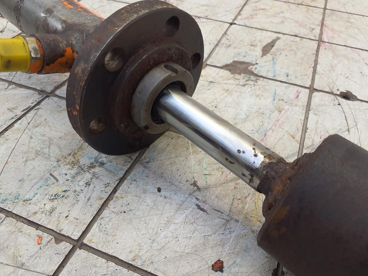 Grove GMK 3055 turn table locking - Гидравлика для Мобильных кранов: фото 5 Grove GMK 3055 turn table locking - Гидравлика для Мобильных кранов: фото 5