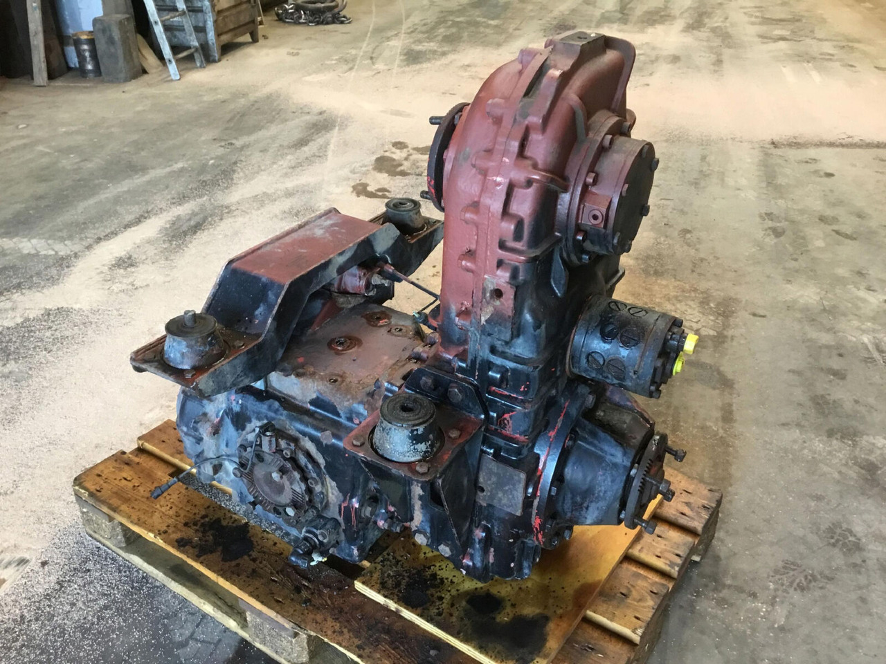 Grove GMK 5100 dropbox - Трансмиссия для Мобильных кранов: фото 1 Grove GMK 5100 dropbox - Трансмиссия для Мобильных кранов: фото 1