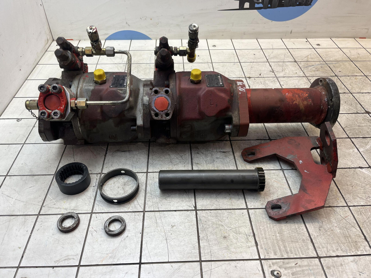 Grove GMK 5100 pump combination - Гидравлический насос для Мобильных кранов: фото 3 Grove GMK 5100 pump combination - Гидравлический насос для Мобильных кранов: фото 3