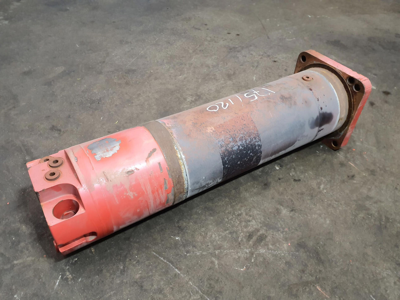 Grove GMK 5220, 5170 outrigger cylinder - Подвеска для Мобильных кранов: фото 2 Grove GMK 5220, 5170 outrigger cylinder - Подвеска для Мобильных кранов: фото 2