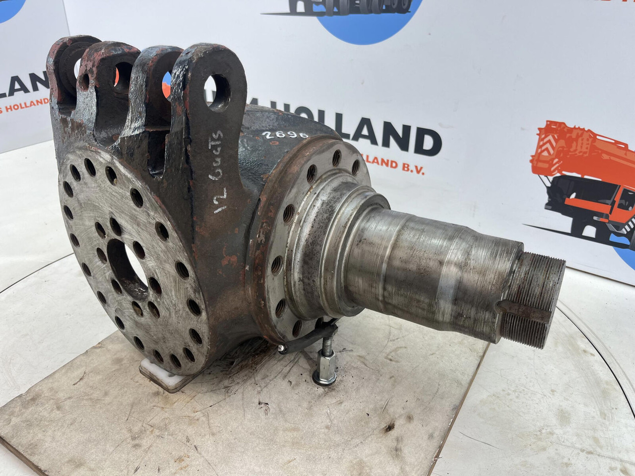 Grove GMK Steering knuckle 12 holes - Поворотный кулак для Мобильных кранов: фото 3 Grove GMK Steering knuckle 12 holes - Поворотный кулак для Мобильных кранов: фото 3