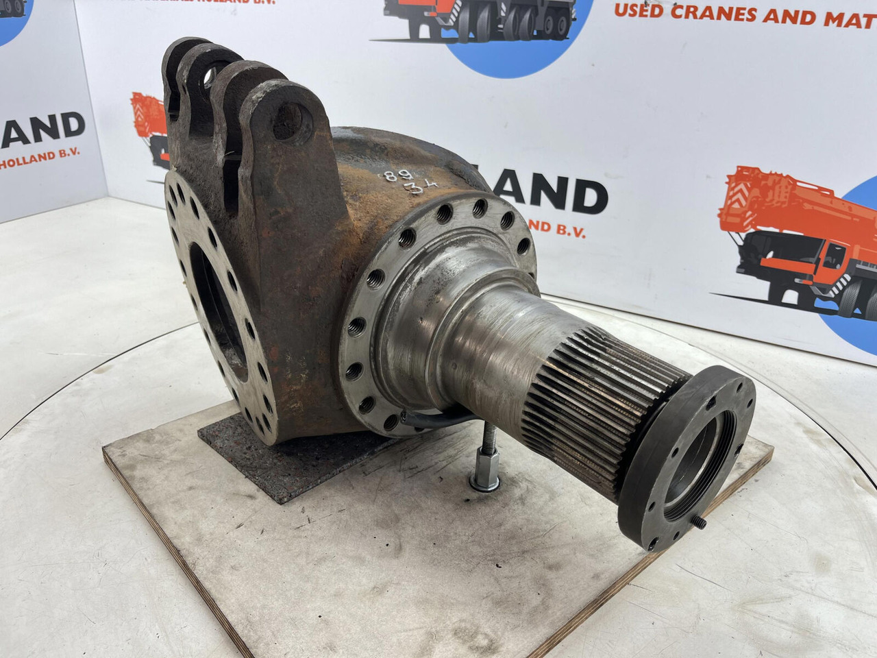 Grove GMK Steering knuckle 16 holes - Поворотный кулак для Мобильных кранов: фото 3 Grove GMK Steering knuckle 16 holes - Поворотный кулак для Мобильных кранов: фото 3
