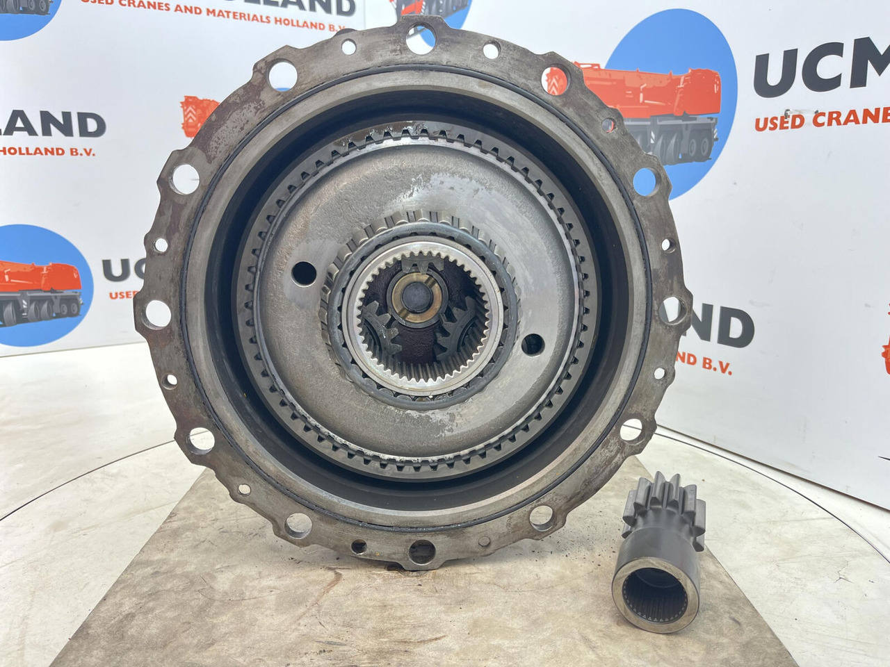 Grove GMK planetary gear 12-23-60-34-3pl-H135-46 - Бортовой редуктор для Кранов: фото 5 Grove GMK planetary gear 12-23-60-34-3pl-H135-46 - Бортовой редуктор для Кранов: фото 5