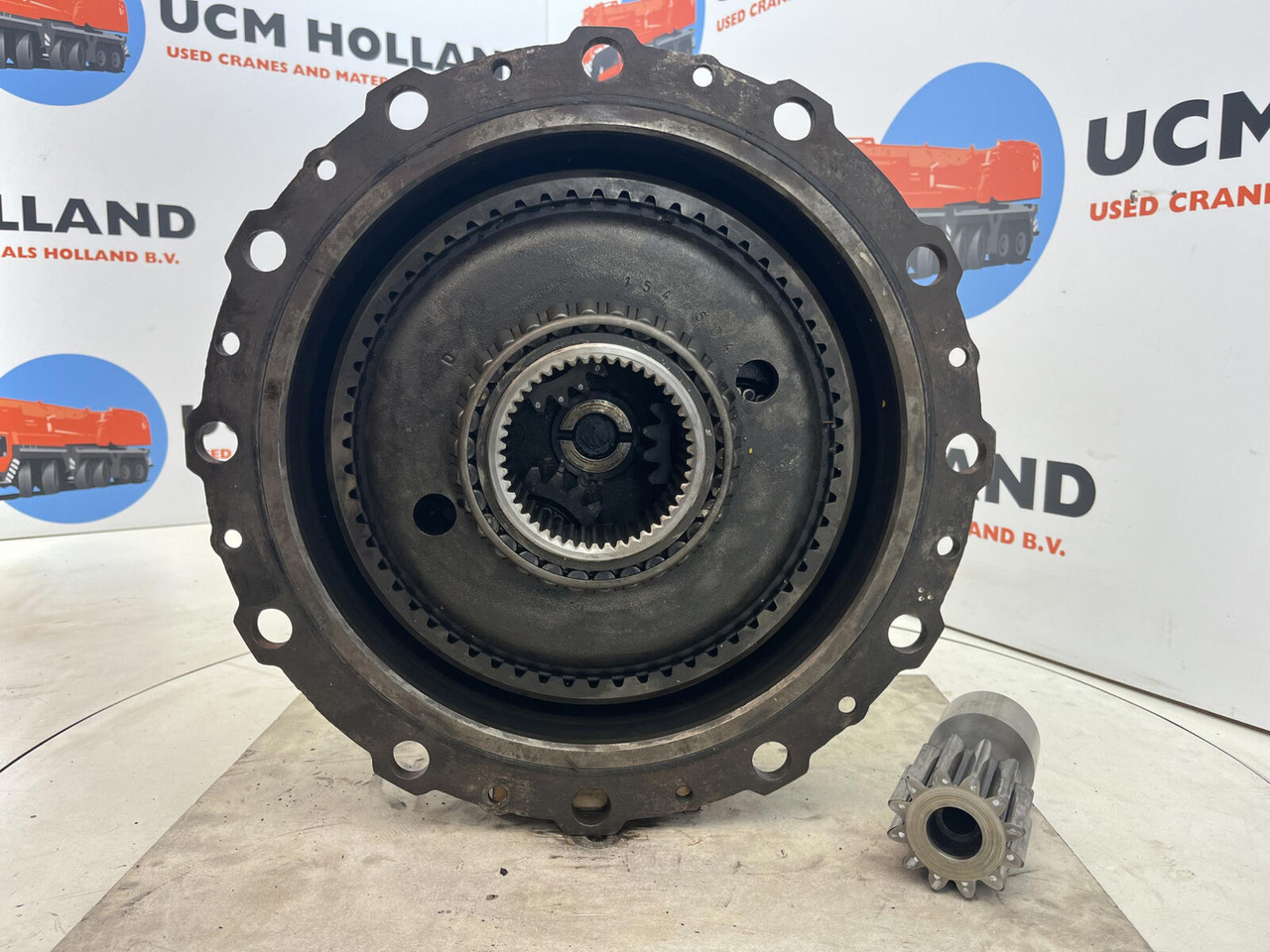 Grove GMK planetary gear 12-23-60-34-3pl-H135-46 - Бортовой редуктор для Мобильных кранов: фото 4 Grove GMK planetary gear 12-23-60-34-3pl-H135-46 - Бортовой редуктор для Мобильных кранов: фото 4
