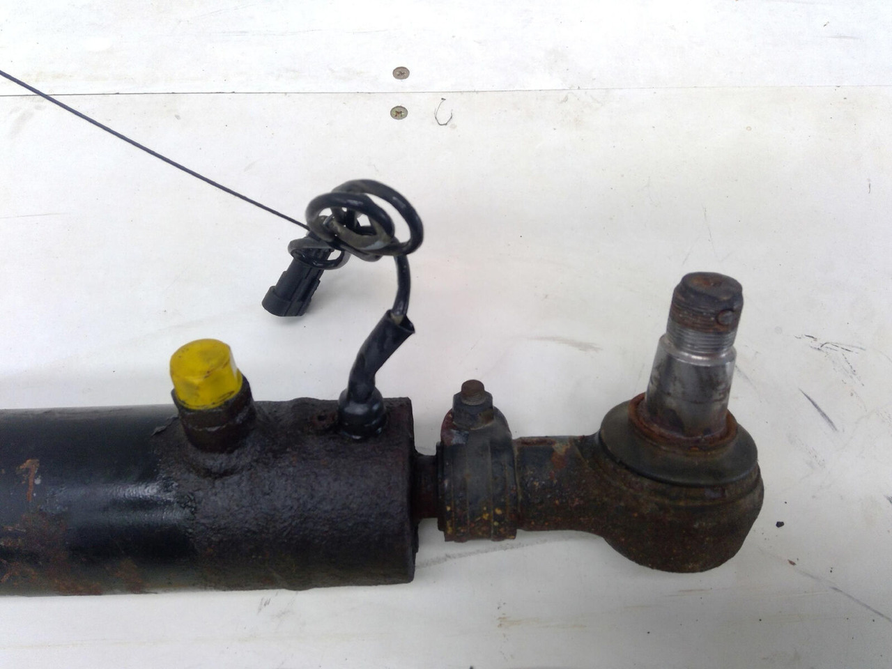 Grove Grove GMK 3055 steering cylinder axle 1 right - Гидравлический цилиндр для Мобильных кранов: фото 3 Grove Grove GMK 3055 steering cylinder axle 1 right - Гидравлический цилиндр для Мобильных кранов: фото 3