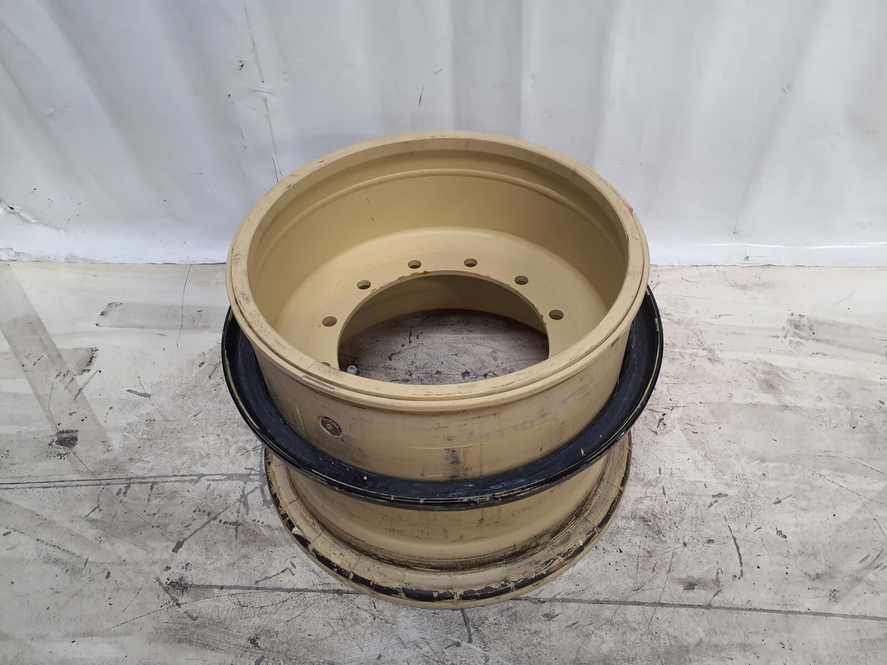 Grove Rim 525/80R25 12 20.5 3p - Колесный диск для Кранов: фото 1 Grove Rim 525/80R25 12 20.5 3p - Колесный диск для Кранов: фото 1