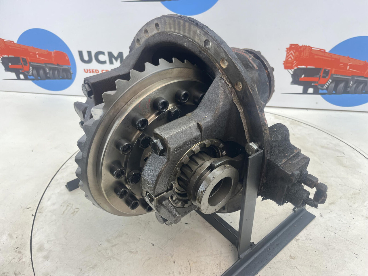 Krupp 70 GMT end differential 17x36 axle 4 - Дифференциал для Кранов: фото 4 Krupp 70 GMT end differential 17x36 axle 4 - Дифференциал для Кранов: фото 4