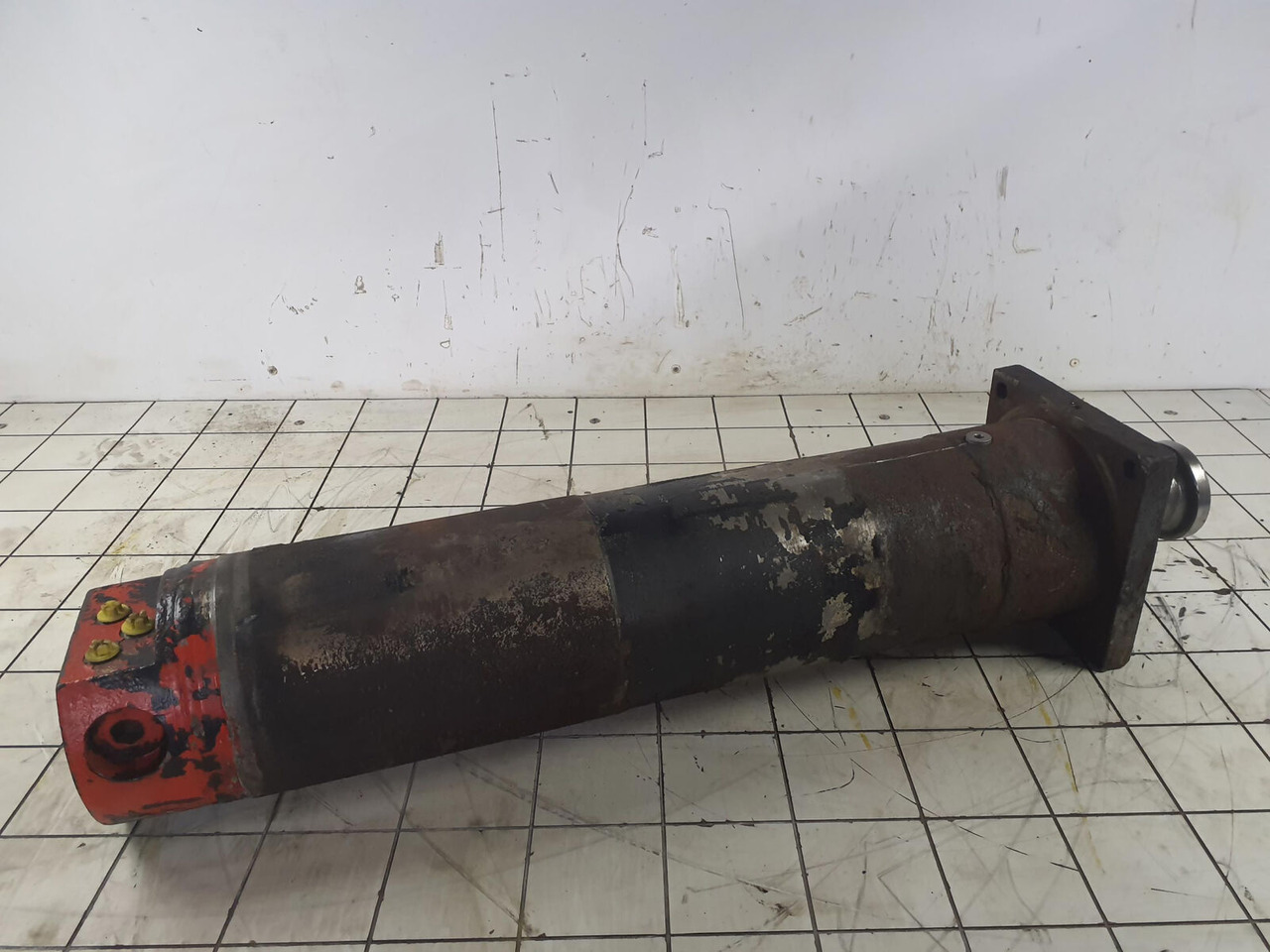 Krupp 70 GMT rebuild outrigger cylinder - Гидравлический цилиндр для Кранов: фото 2 Krupp 70 GMT rebuild outrigger cylinder - Гидравлический цилиндр для Кранов: фото 2
