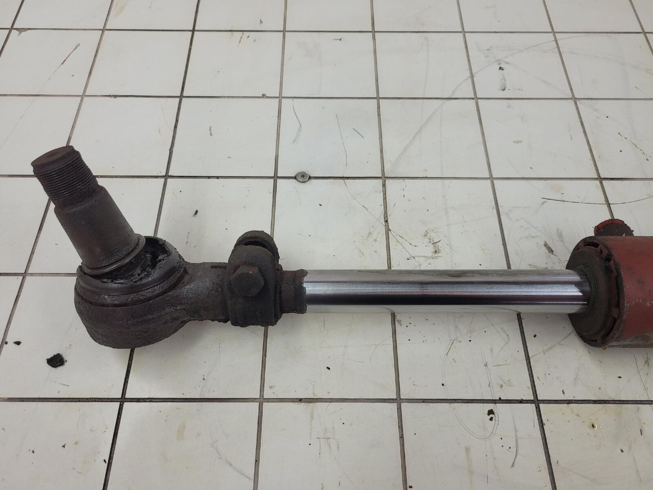 Krupp 70 GMT steering cylinder - Гидравлический цилиндр для Мобильных кранов: фото 5 Krupp 70 GMT steering cylinder - Гидравлический цилиндр для Мобильных кранов: фото 5