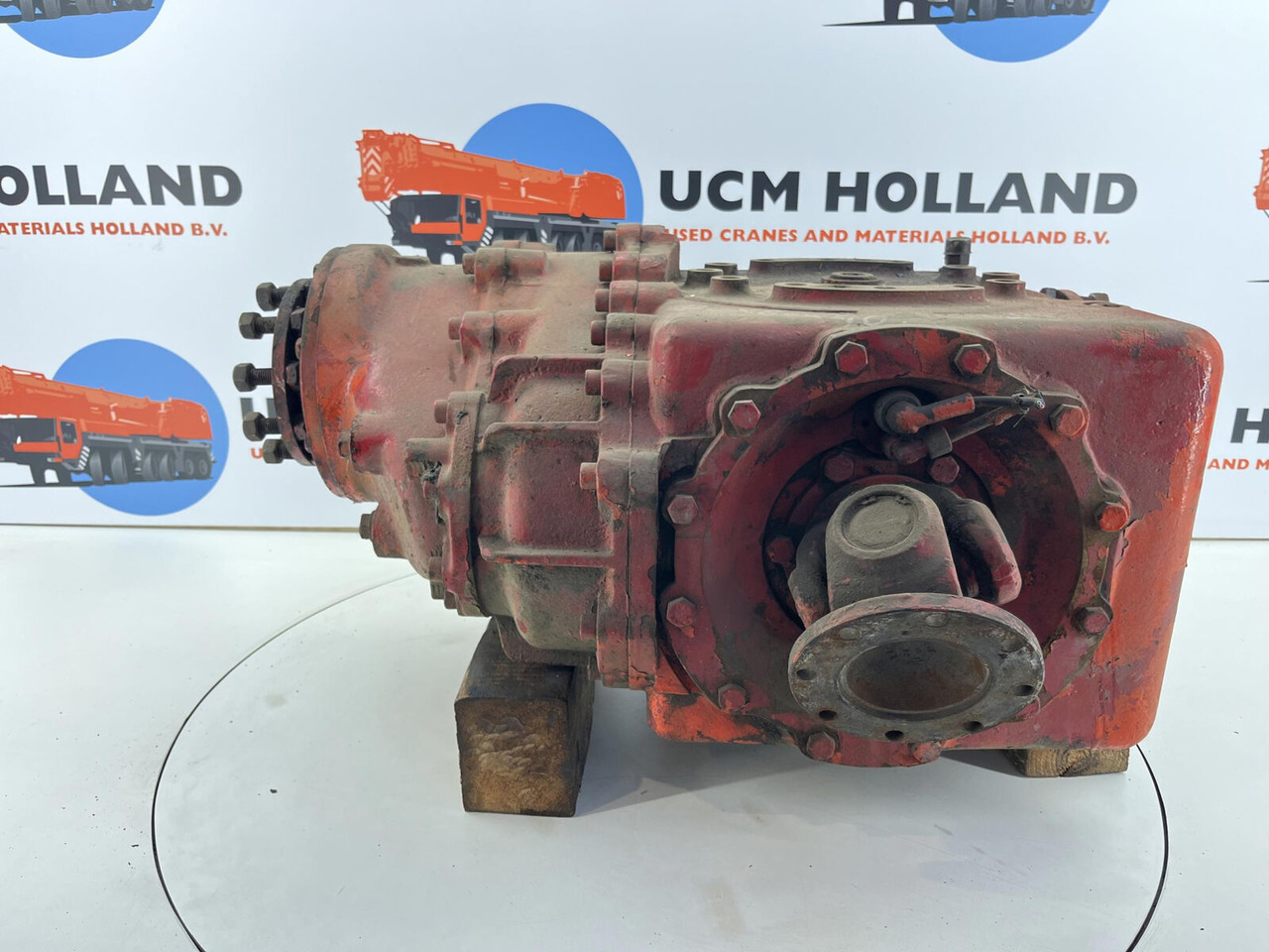 Krupp KMK 4070 axle 3 diff box - Дифференциал для Мобильных кранов: фото 3 Krupp KMK 4070 axle 3 diff box - Дифференциал для Мобильных кранов: фото 3