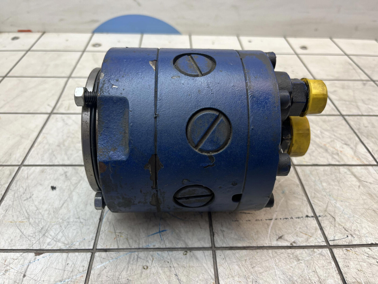 Liebherr LTM 1030-2 emergency steering pump - Гидравлический насос для Мобильных кранов: фото 4 Liebherr LTM 1030-2 emergency steering pump - Гидравлический насос для Мобильных кранов: фото 4
