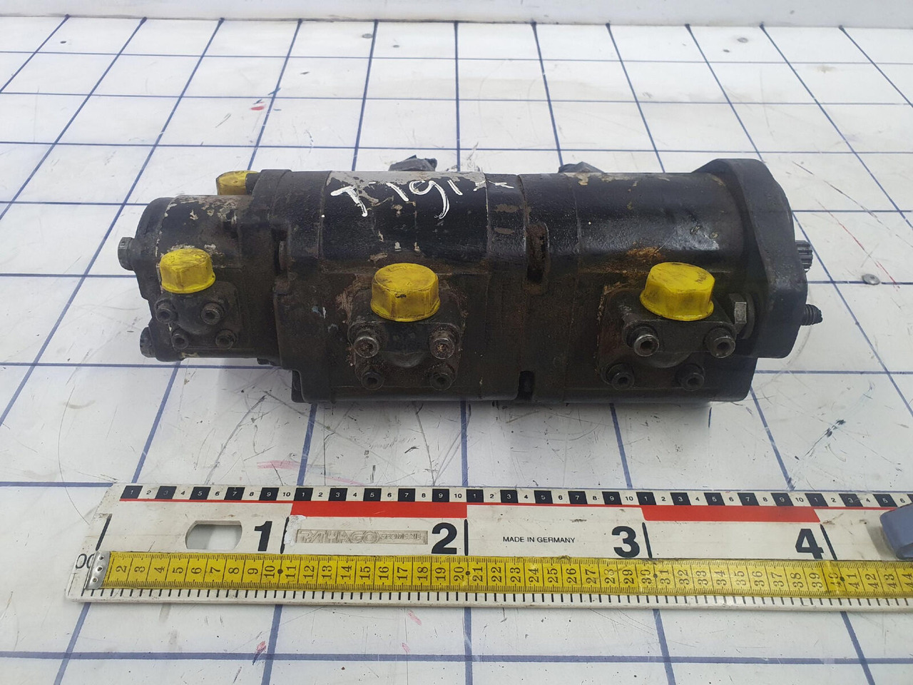 Liebherr LTM 1050-1 TRIPLE GEAR PUMP - Гидравлический насос для Мобильных кранов: фото 1 Liebherr LTM 1050-1 TRIPLE GEAR PUMP - Гидравлический насос для Мобильных кранов: фото 1