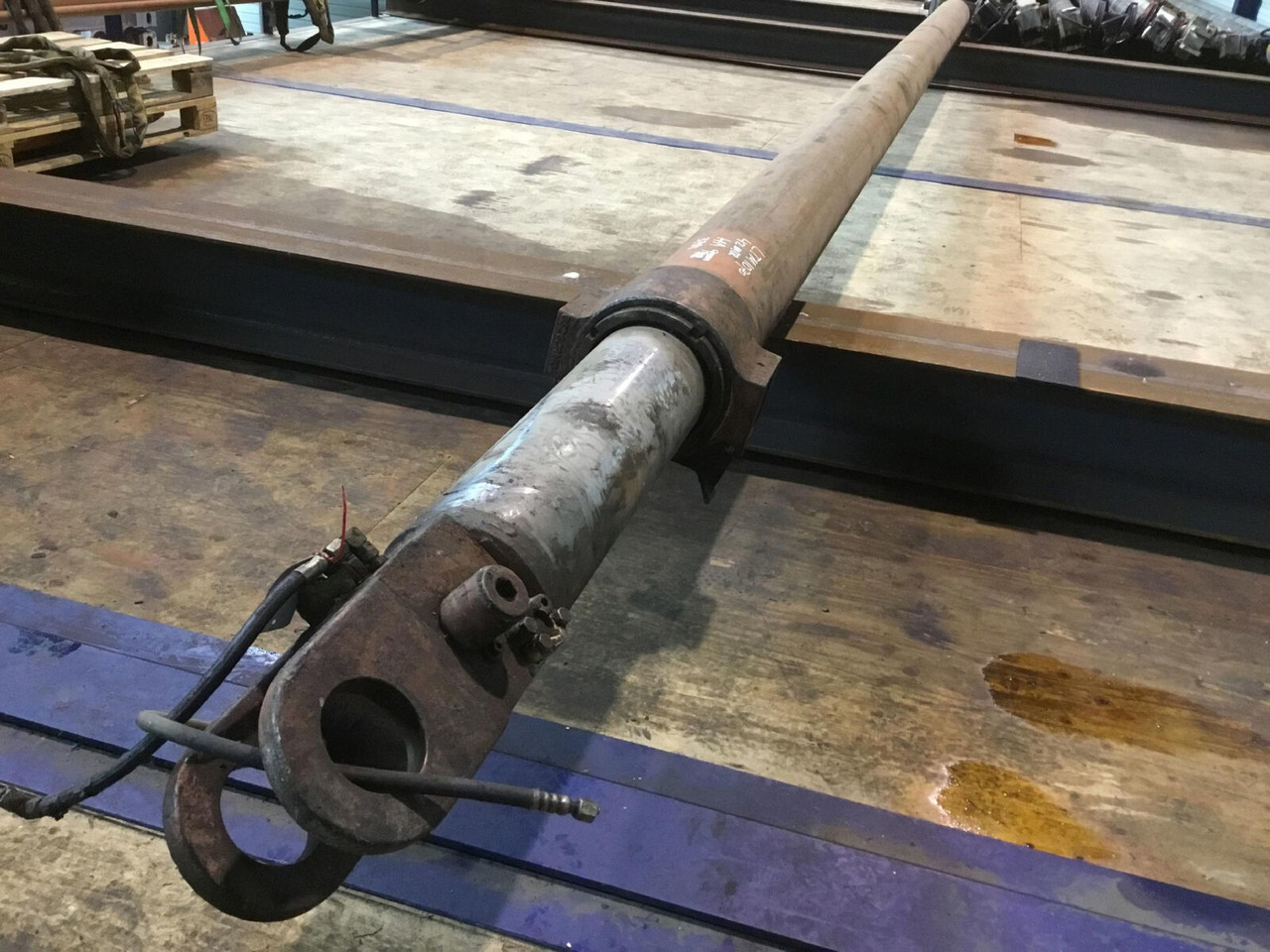 Liebherr LTM 1070 telescopic cylinder - Гидравлический цилиндр для Мобильных кранов: фото 2 Liebherr LTM 1070 telescopic cylinder - Гидравлический цилиндр для Мобильных кранов: фото 2