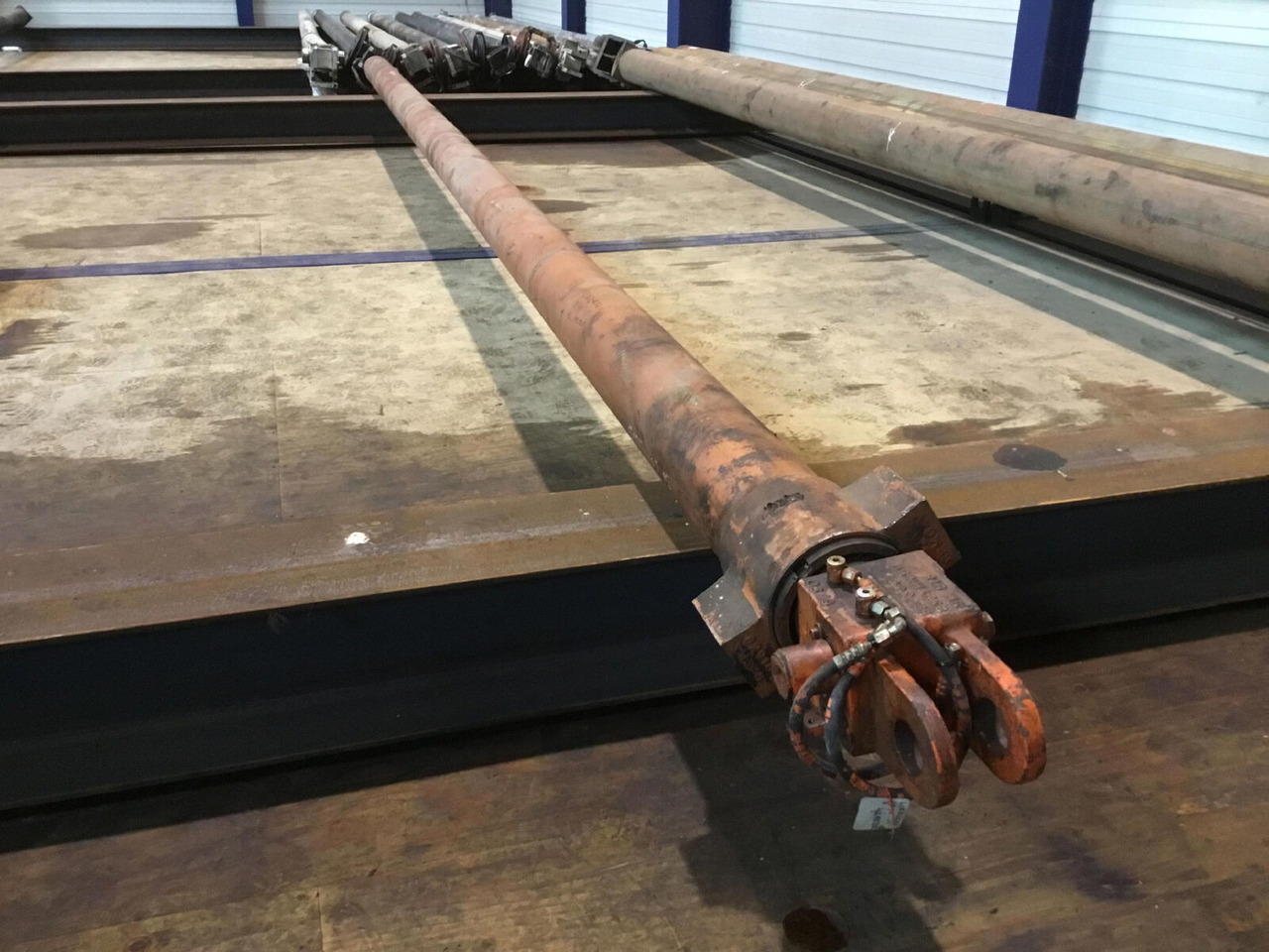 Liebherr LTM 1070 telescopic cylinder - Гидравлический цилиндр для Мобильных кранов: фото 1 Liebherr LTM 1070 telescopic cylinder - Гидравлический цилиндр для Мобильных кранов: фото 1