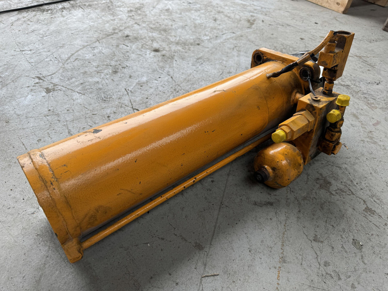 Liebherr LTM 1080-1 ballast extension ram - Гидравлический цилиндр для Мобильных кранов: фото 2 Liebherr LTM 1080-1 ballast extension ram - Гидравлический цилиндр для Мобильных кранов: фото 2