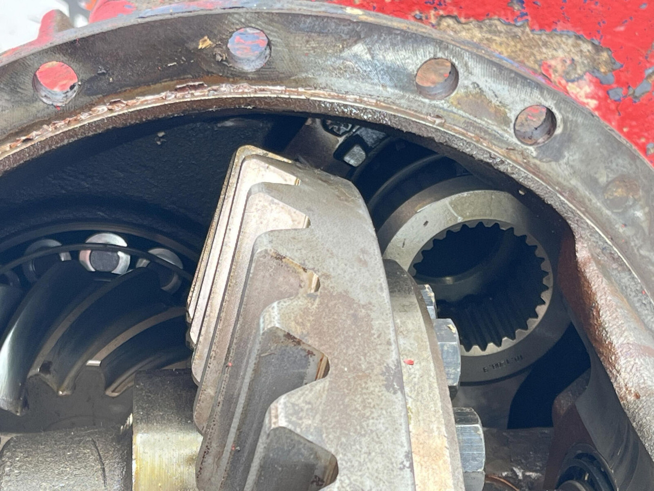 Liebherr LTM 1090 drive through diff 13x35 axle 4 - Дифференциал для Мобильных кранов: фото 5 Liebherr LTM 1090 drive through diff 13x35 axle 4 - Дифференциал для Мобильных кранов: фото 5