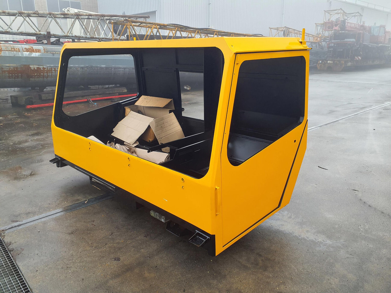 Liebherr LTM 1090 drivers cabin - Кабина для Мобильных кранов: фото 1 Liebherr LTM 1090 drivers cabin - Кабина для Мобильных кранов: фото 1