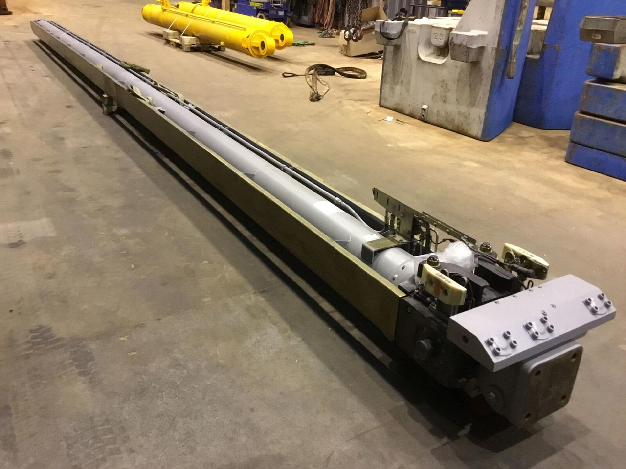 Liebherr LTM 1160-5.1 telescopic cylinder - Гидравлический цилиндр для Мобильных кранов: фото 1 Liebherr LTM 1160-5.1 telescopic cylinder - Гидравлический цилиндр для Мобильных кранов: фото 1