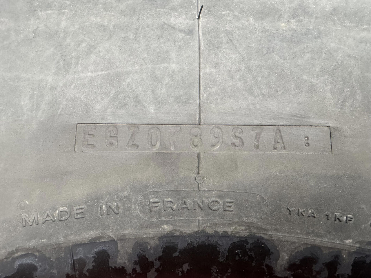 Liebherr Wheel 445/95R25 10 12 1p - Колесо для Кранов: фото 4 Liebherr Wheel 445/95R25 10 12 1p - Колесо для Кранов: фото 4