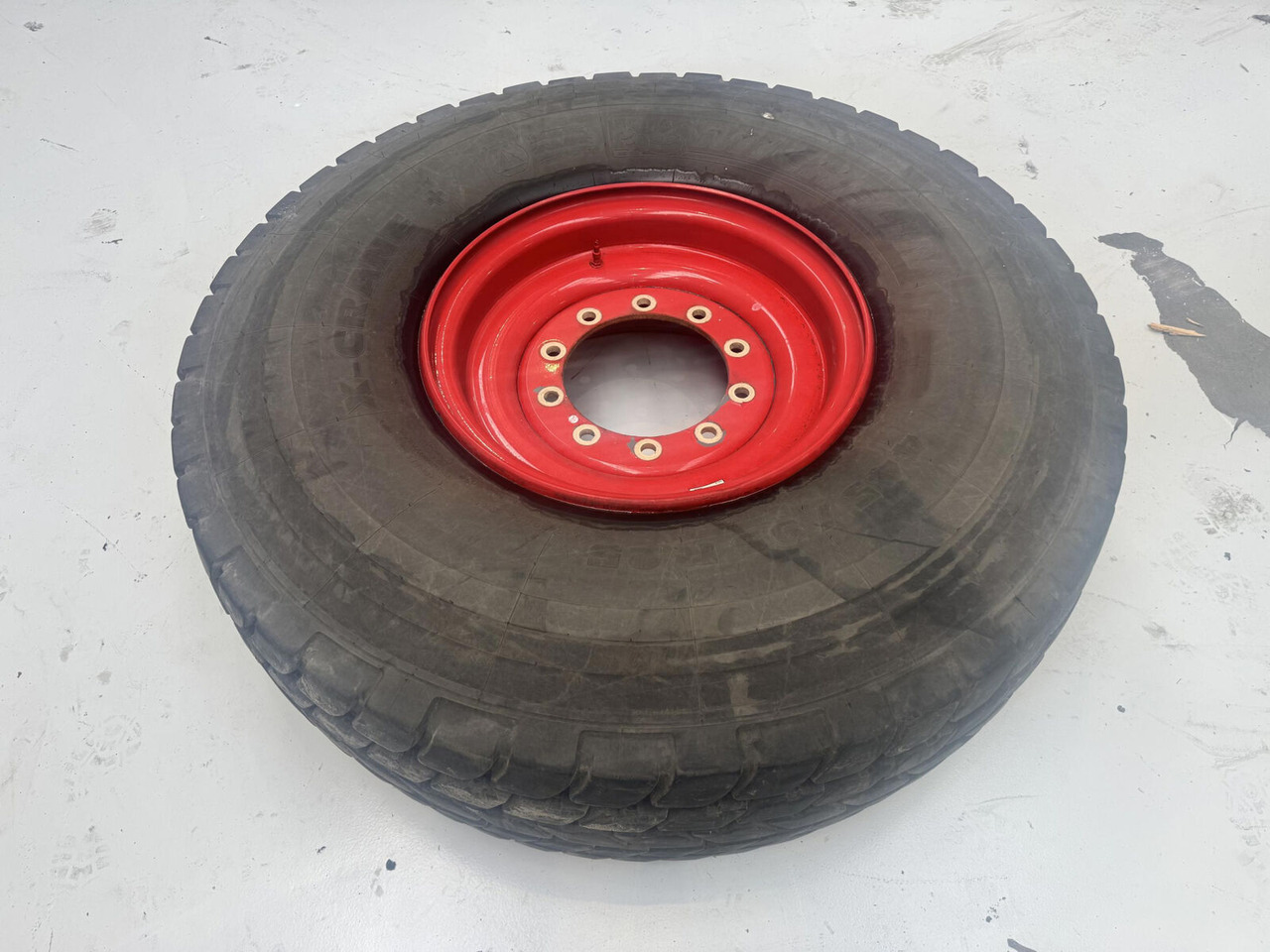 Liebherr Wheel 445/95R25 10 12 1p - Колесо для Кранов: фото 2 Liebherr Wheel 445/95R25 10 12 1p - Колесо для Кранов: фото 2