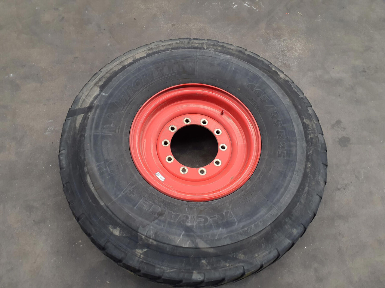 Michelin Wheel 445/95R25 10 12 1p - Колесо для Кранов: фото 2 Michelin Wheel 445/95R25 10 12 1p - Колесо для Кранов: фото 2