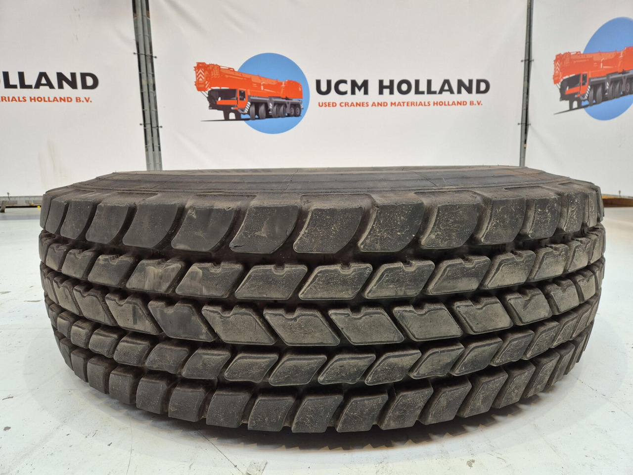 Michelin Wheel 445/95R25 10 12 1p - Колесо для Кранов: фото 3 Michelin Wheel 445/95R25 10 12 1p - Колесо для Кранов: фото 3