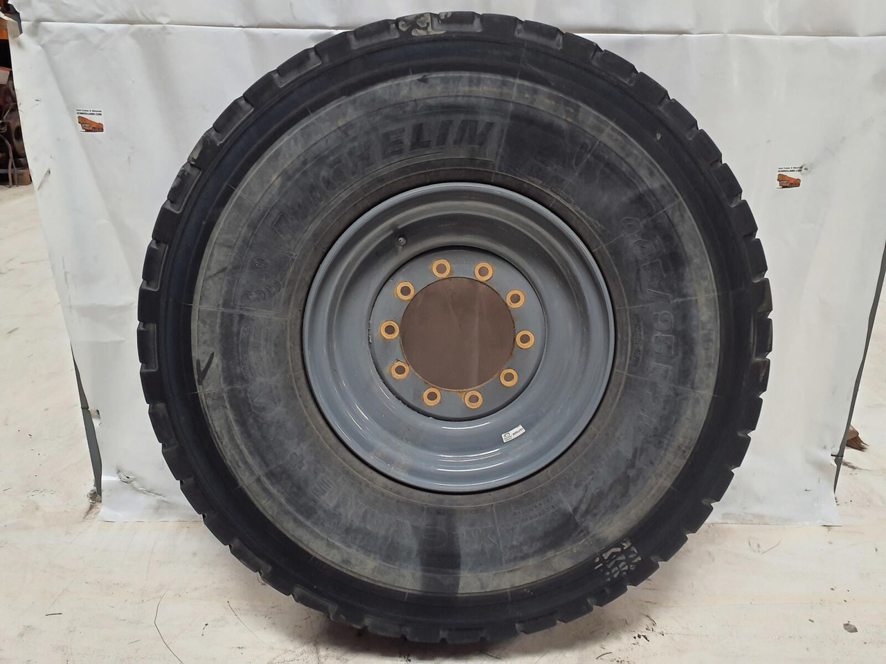 Michelin Wheel 445/95R25 10 12 1p - Колесо для Кранов: фото 1 Michelin Wheel 445/95R25 10 12 1p - Колесо для Кранов: фото 1