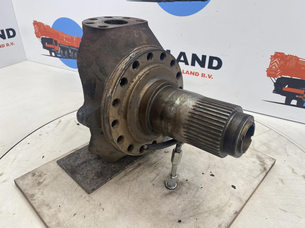 PPM 280 ATT Steering knuckle 16 holes axle 1 - Поворотный кулак для Кранов: фото 3 PPM 280 ATT Steering knuckle 16 holes axle 1 - Поворотный кулак для Кранов: фото 3
