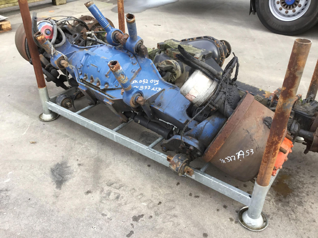 Spierings SK 377 axle 3 - Ось и запчасти для Мобильных кранов: фото 2 Spierings SK 377 axle 3 - Ось и запчасти для Мобильных кранов: фото 2