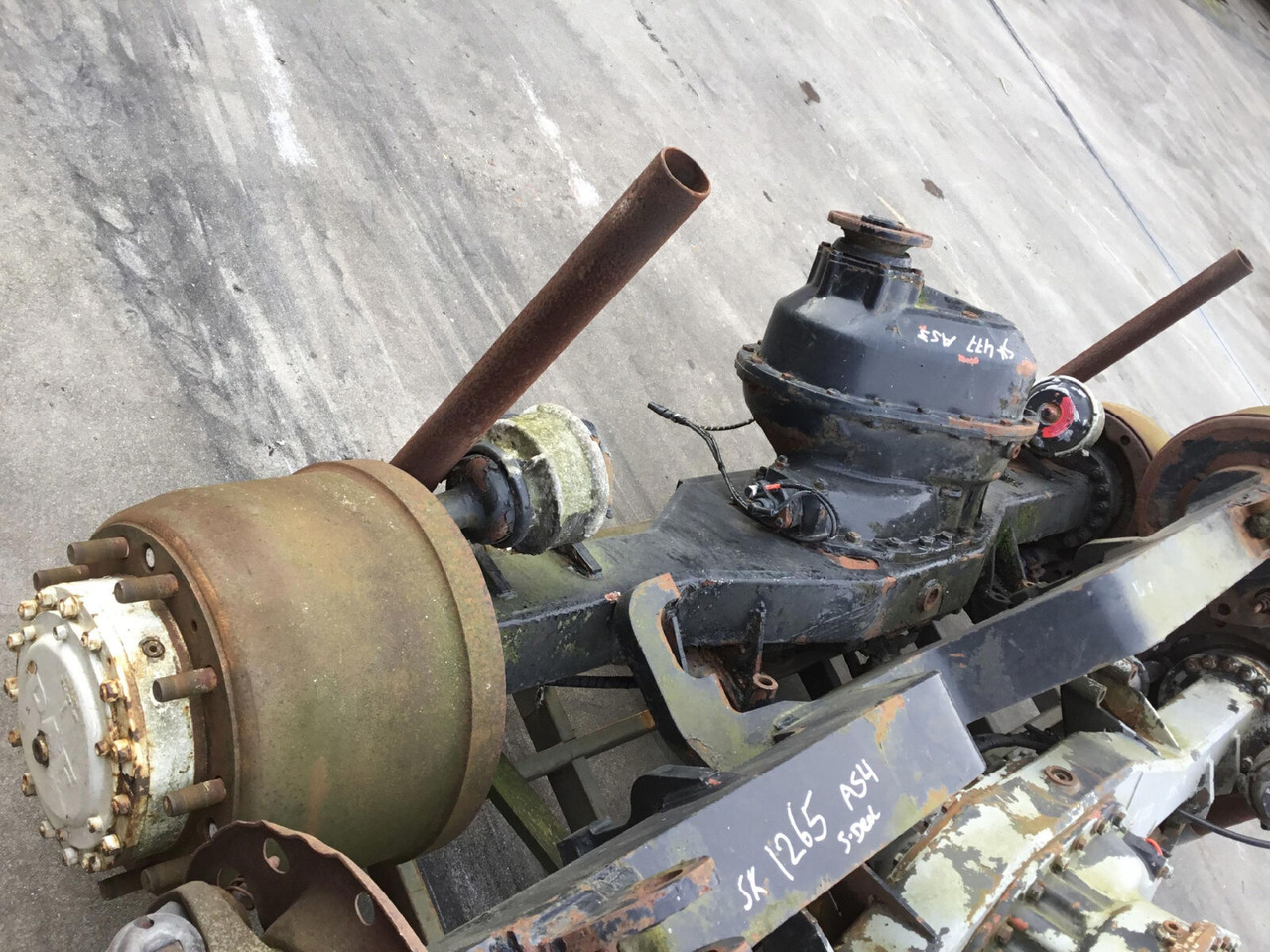 Spierings SK 477 axle 3 - Ось и запчасти для Мобильных кранов: фото 3 Spierings SK 477 axle 3 - Ось и запчасти для Мобильных кранов: фото 3