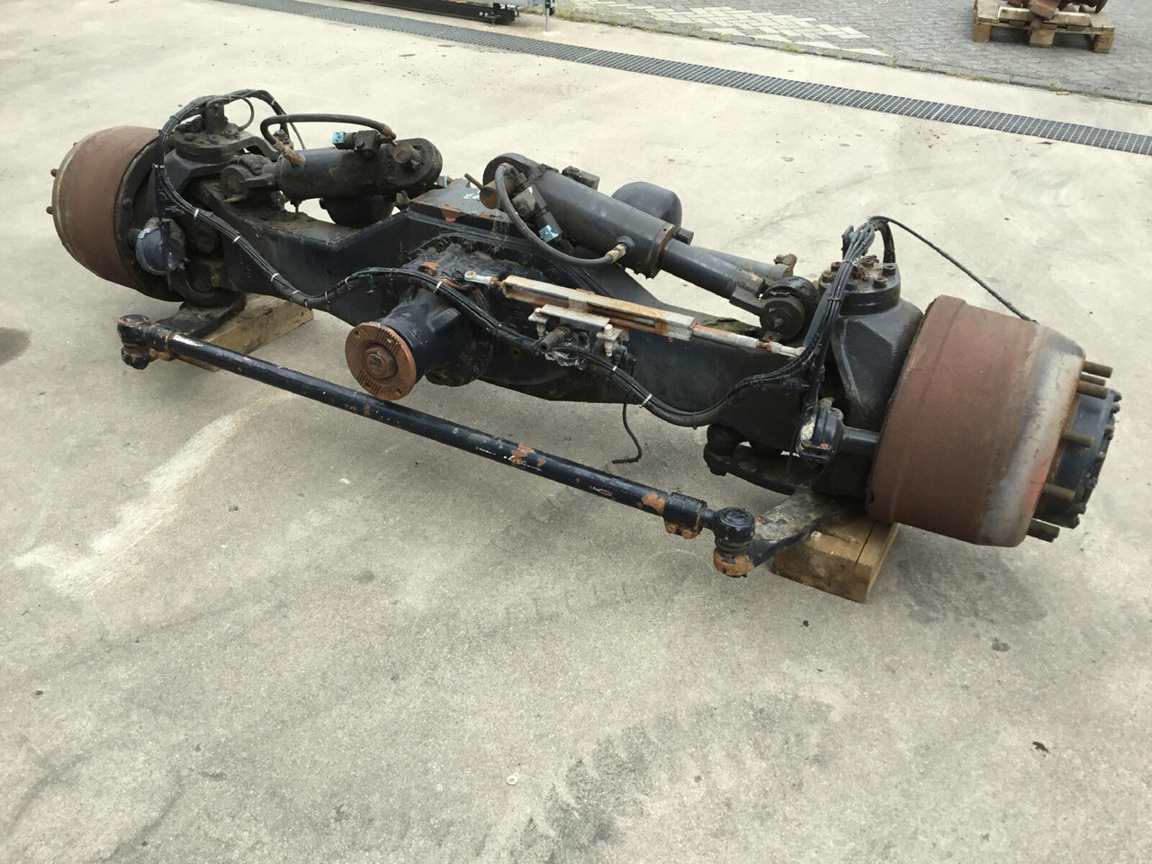 Spierings SK 477 axle 4 - Ось и запчасти для Мобильных кранов: фото 3 Spierings SK 477 axle 4 - Ось и запчасти для Мобильных кранов: фото 3