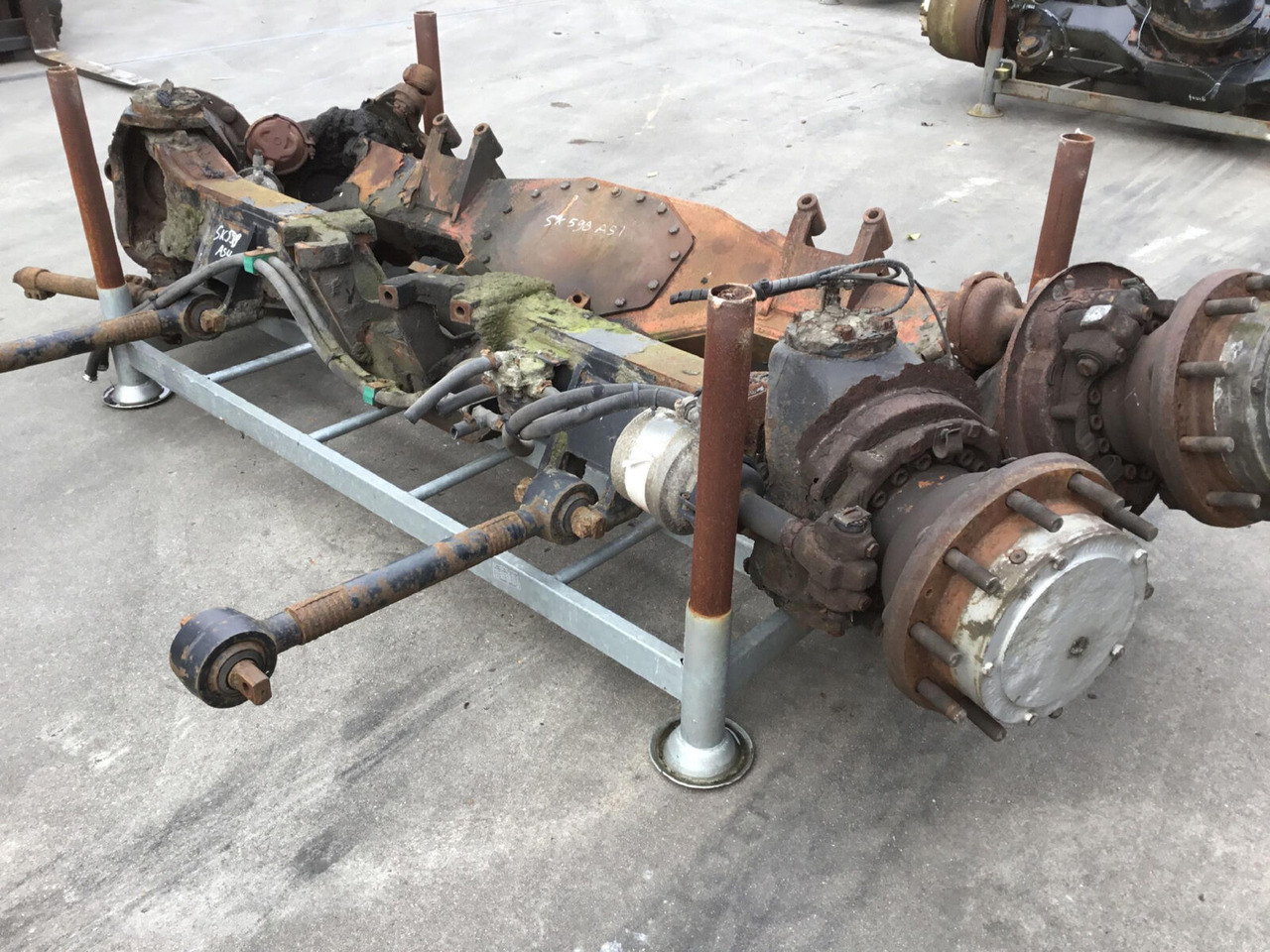 Spierings SK 598 axle 4 - Ось и запчасти для Мобильных кранов: фото 2 Spierings SK 598 axle 4 - Ось и запчасти для Мобильных кранов: фото 2