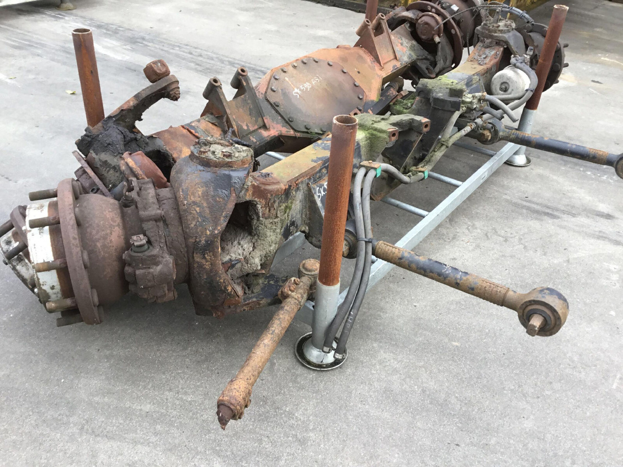 Spierings SK 598 axle 4 - Ось и запчасти для Мобильных кранов: фото 1 Spierings SK 598 axle 4 - Ось и запчасти для Мобильных кранов: фото 1