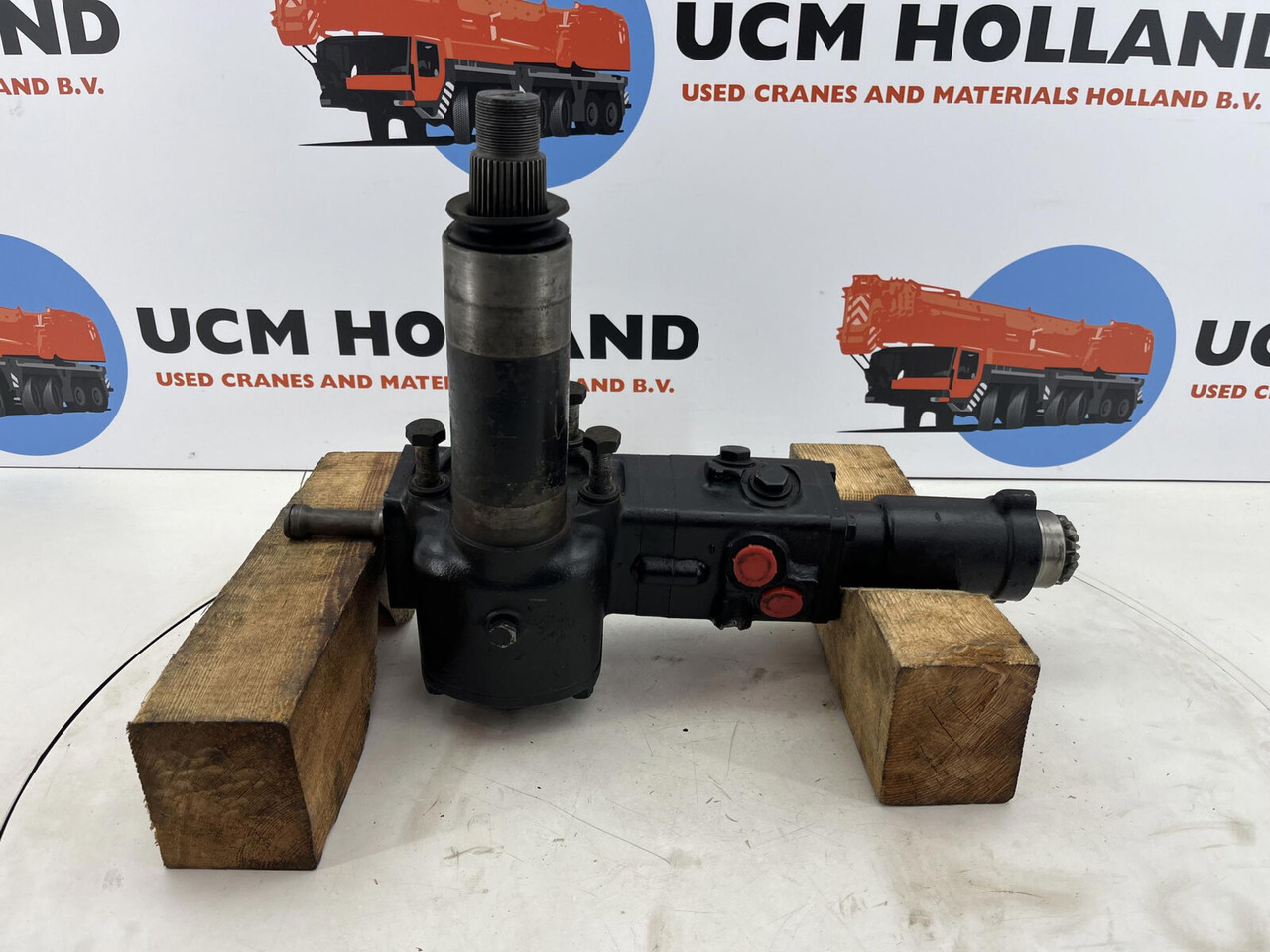 Steering box - Рулевой механизм для Мобильных кранов: фото 3 Steering box - Рулевой механизм для Мобильных кранов: фото 3