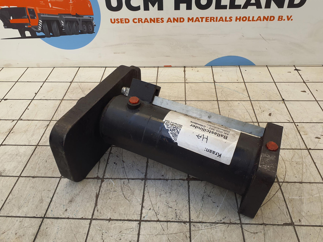 Terex AC 155 counterweight lift cylinder - Гидравлический цилиндр для Мобильных кранов: фото 4 Terex AC 155 counterweight lift cylinder - Гидравлический цилиндр для Мобильных кранов: фото 4