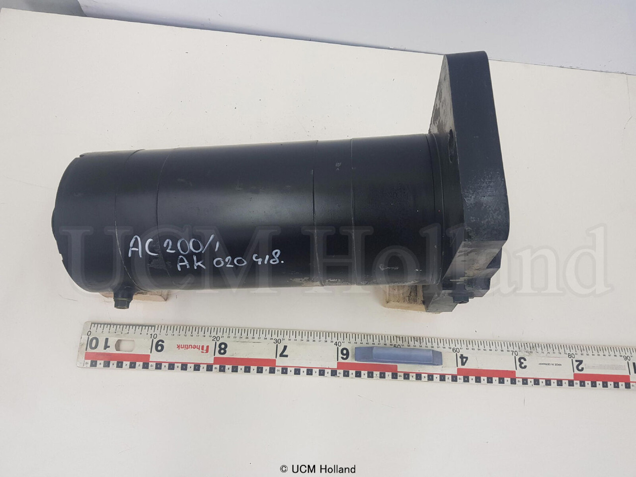 Terex AC 200/1 counterweight lift cylinder - Гидравлический цилиндр для Мобильных кранов: фото 1 Terex AC 200/1 counterweight lift cylinder - Гидравлический цилиндр для Мобильных кранов: фото 1