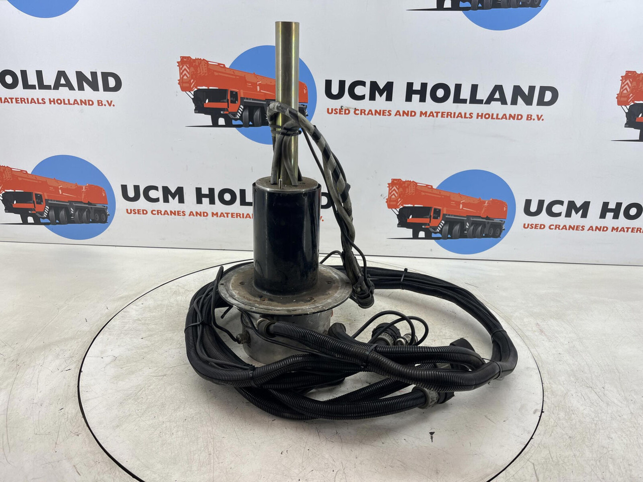 Terex AC slip ring assy - Подвеска для Кранов: фото 3 Terex AC slip ring assy - Подвеска для Кранов: фото 3