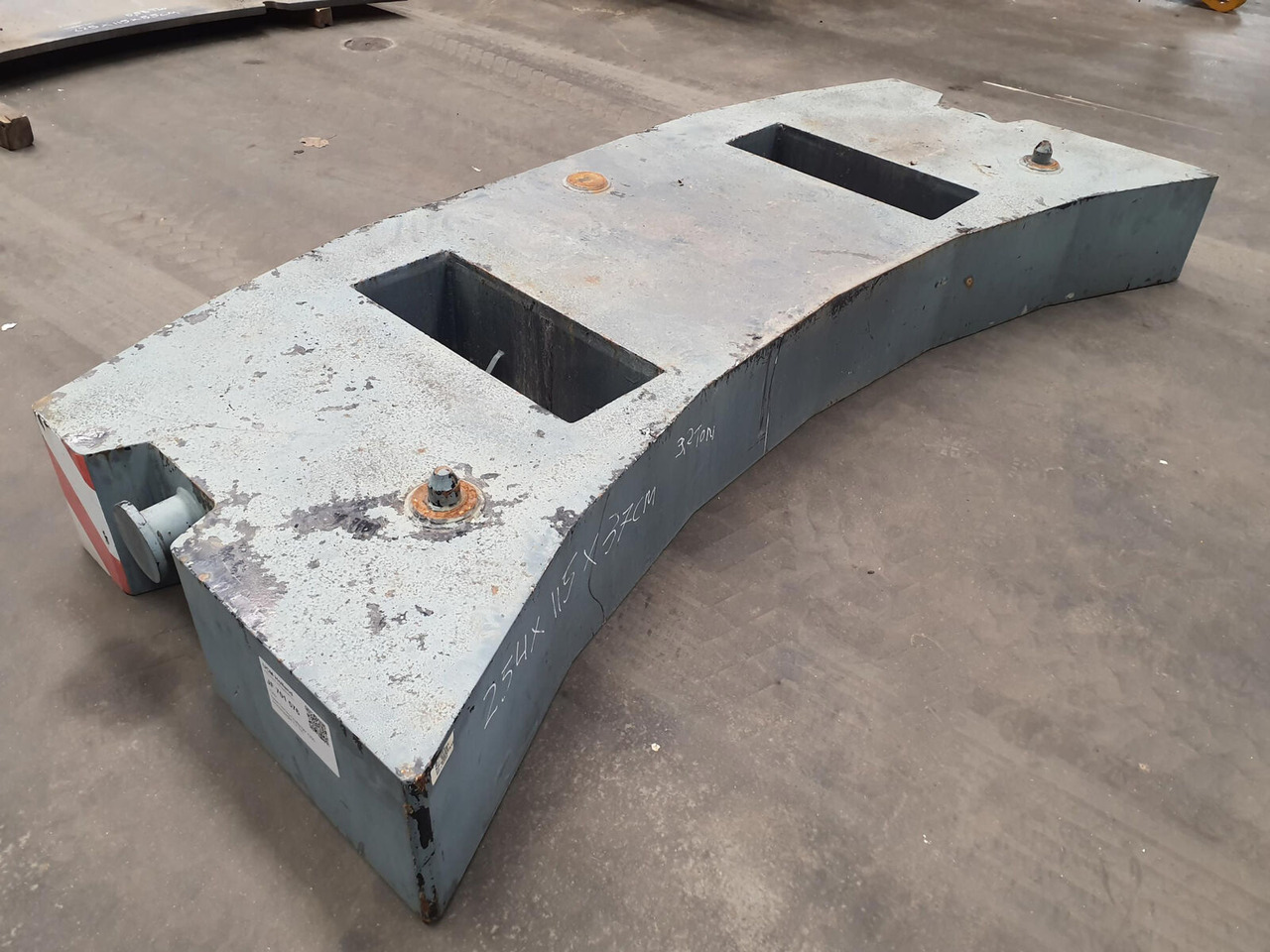 Terex Terex Demag Challenger 4200 counterweight 3.2 Ton - Противовес для Мобильных кранов: фото 1 Terex Terex Demag Challenger 4200 counterweight 3.2 Ton - Противовес для Мобильных кранов: фото 1