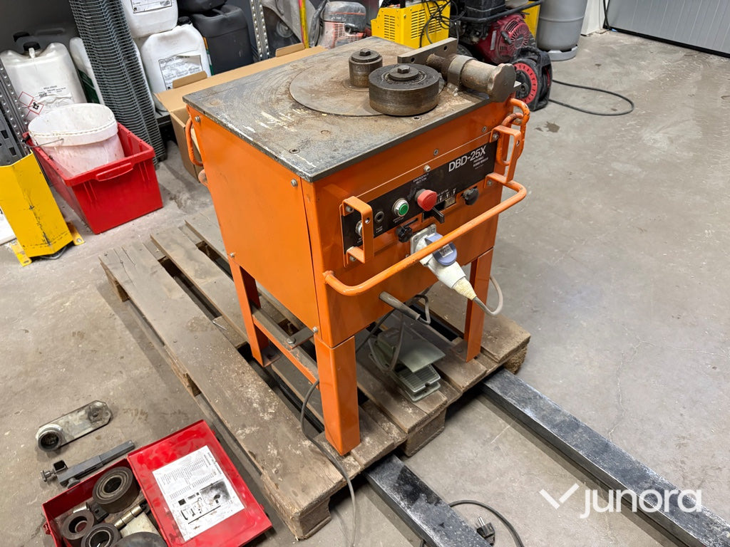 Bockmaskin - DBD-25X - Металлообрабатывающий станок: фото 1 Bockmaskin - DBD-25X - Металлообрабатывающий станок: фото 1