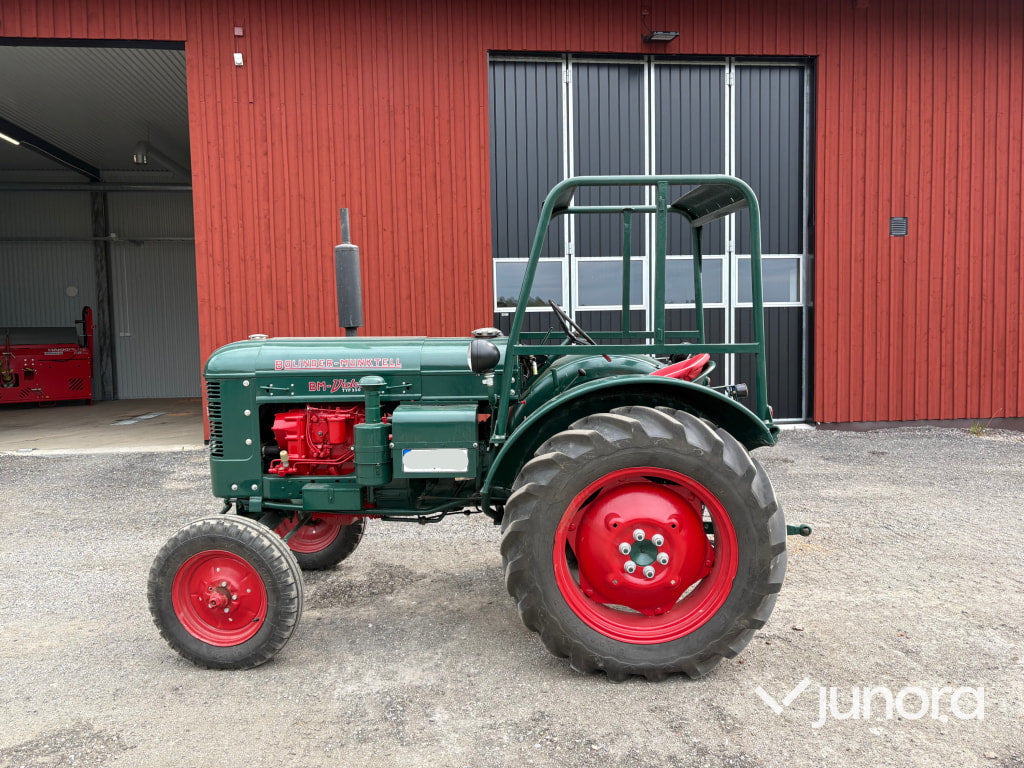 Bolinder-Munktell BM Victor traktor med kärra och tvåskärig plog - Трактор: фото 5 Bolinder-Munktell BM Victor traktor med kärra och tvåskärig plog - Трактор: фото 5