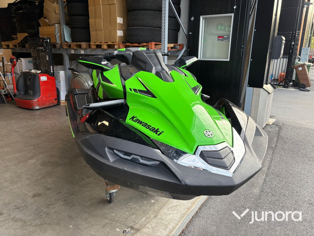 Vattenskoter - Kawasaki Ultra 310LX-S - Другая техника: фото 3 Vattenskoter - Kawasaki Ultra 310LX-S - Другая техника: фото 3
