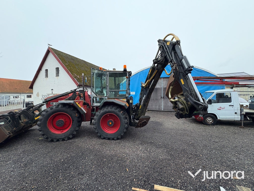 Grävlastare - Huddig, 860 - Экскаватор-погрузчик: фото 4 Grävlastare - Huddig, 860 - Экскаватор-погрузчик: фото 4