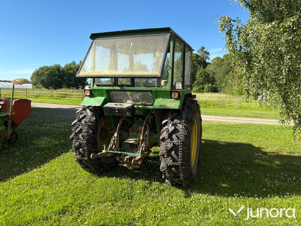 John Deere 1130 ink. 6st tillbehör. - Трактор: фото 4 John Deere 1130 ink. 6st tillbehör. - Трактор: фото 4