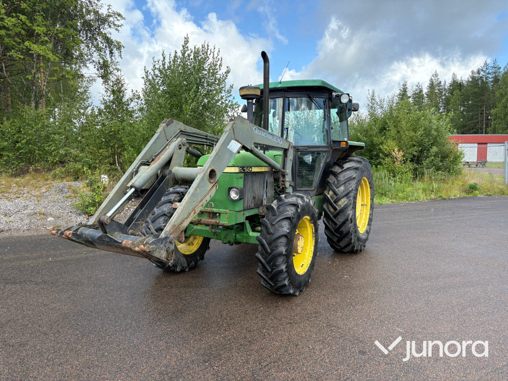 John Deere 2650 - Трактор: фото 1 John Deere 2650 - Трактор: фото 1