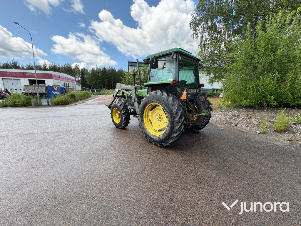 John Deere 2650 - Трактор: фото 3 John Deere 2650 - Трактор: фото 3