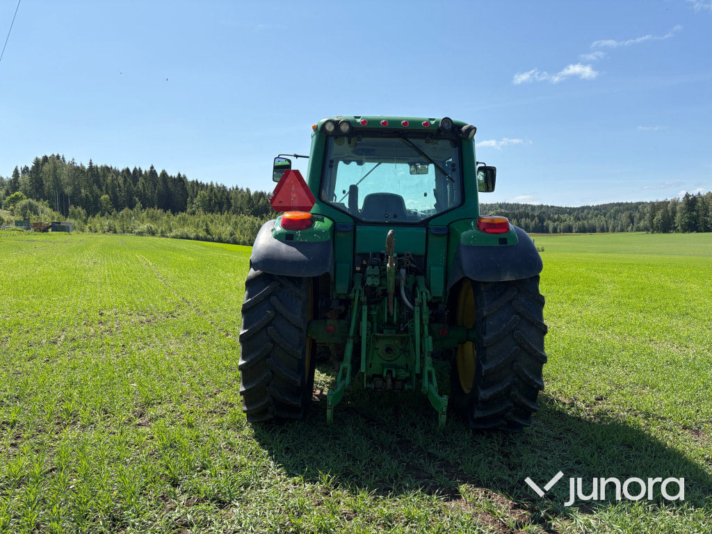 John Deere 6420 - Трактор: фото 3 John Deere 6420 - Трактор: фото 3