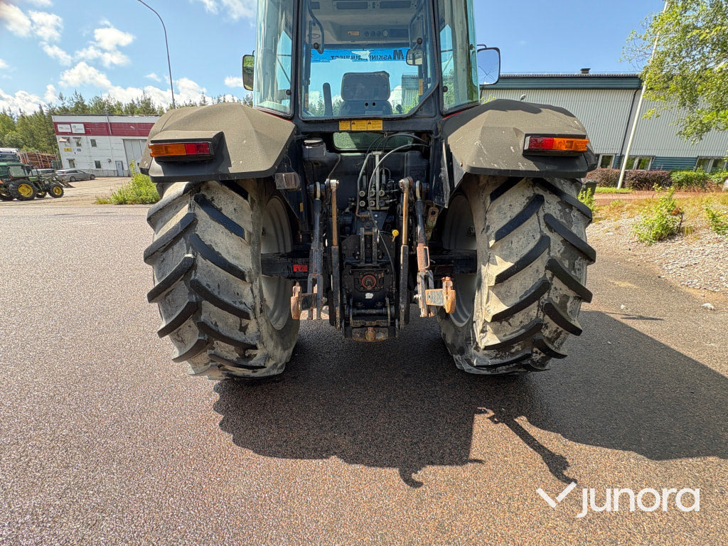 Massey Ferguson 6270 med Lastare - Трактор: фото 5 Massey Ferguson 6270 med Lastare - Трактор: фото 5