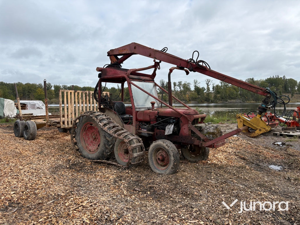 Skogstraktor ÖSA-48 ”Volvo BM 400 Buster” - Лесной трактор: фото 3 Skogstraktor ÖSA-48 ”Volvo BM 400 Buster” - Лесной трактор: фото 3